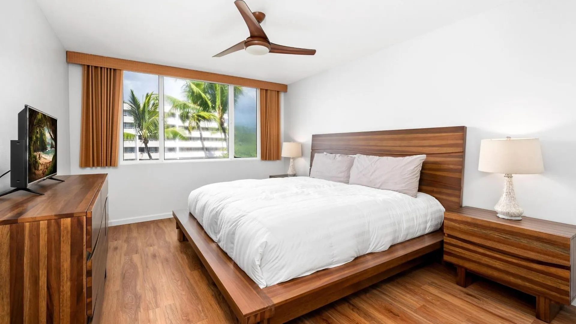 Classic Hawaiian Oceanfront Condo With Top Location - Hale Kona Kai 413 By Casago Kona Kailua-Kona ABD